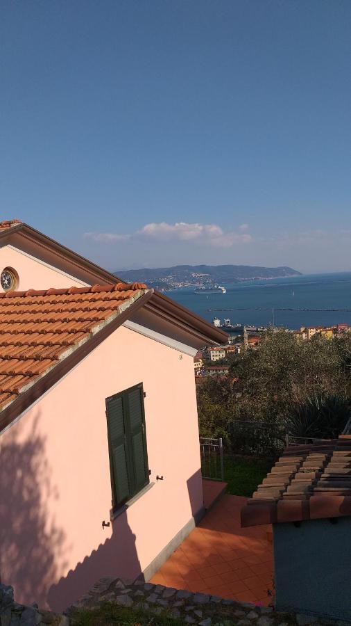 Villa Il Pettirosso لا سبيتسْيا المظهر الخارجي الصورة