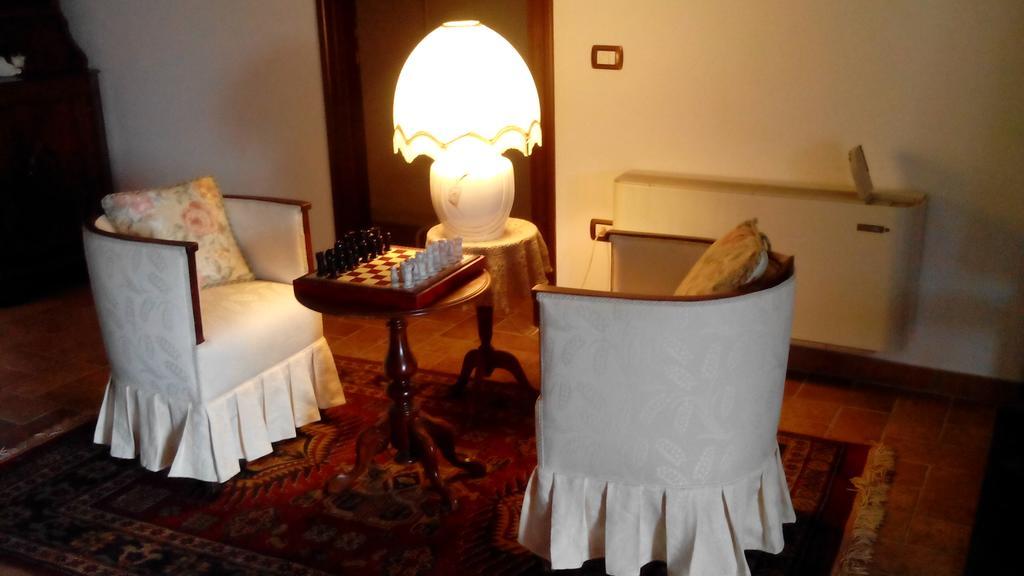 Villa Il Pettirosso لا سبيتسْيا الغرفة الصورة