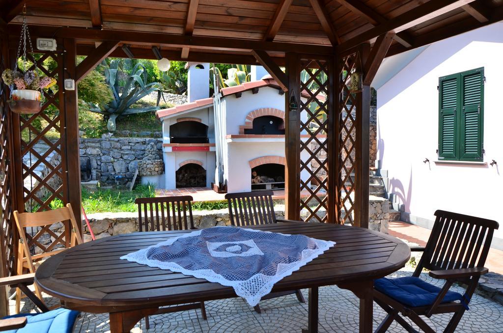 Villa Il Pettirosso لا سبيتسْيا المظهر الخارجي الصورة